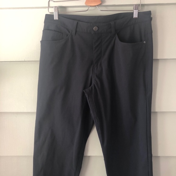 Mens 33x36 Lululemon ABC navy blue pants - Picture 2 of 6
